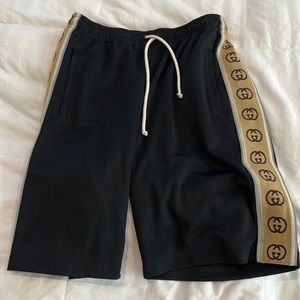 Gucci shorts black 36 large